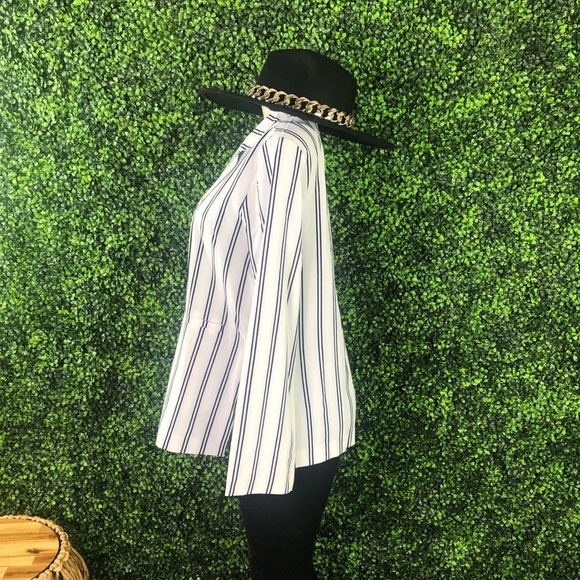 Pin striped blazer - Picture 2 of 3